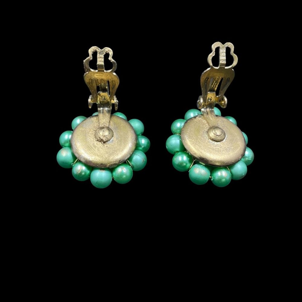 Vintage Japan Green Bead Cluster Clip On‎ Earrings Retro Pearl Costume Jewelry - Picture 5 of 6